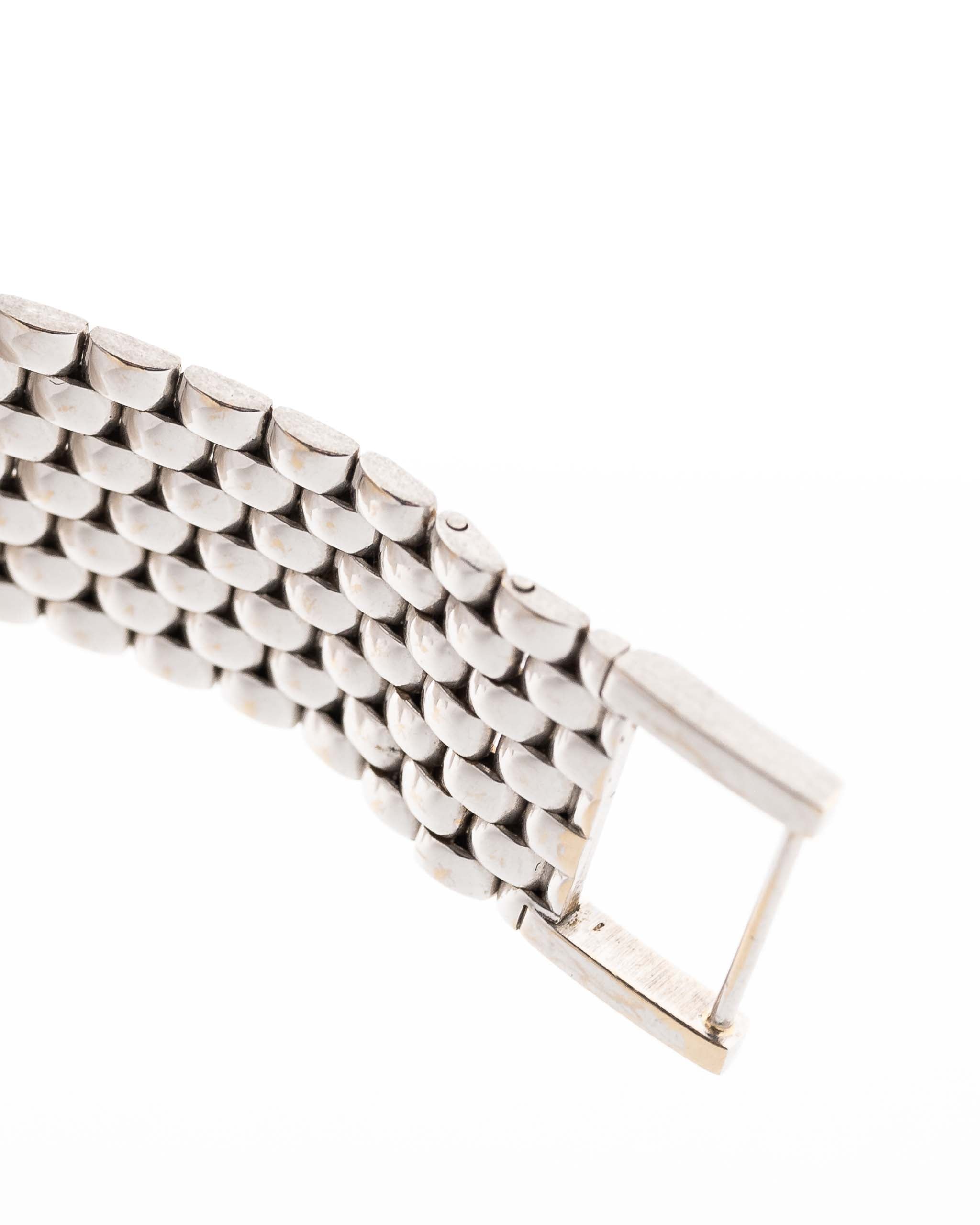 Classic  Mystique Allure Only Available Here In India 🇮🇳 (7-A Quality)