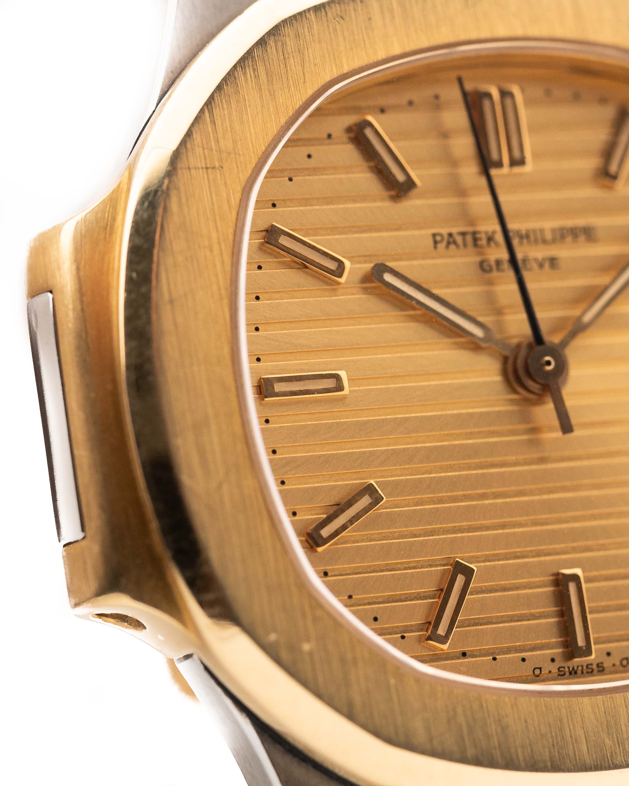 Royal Golf Shield Classic Premium Look Gold Wood G69s Only available Here