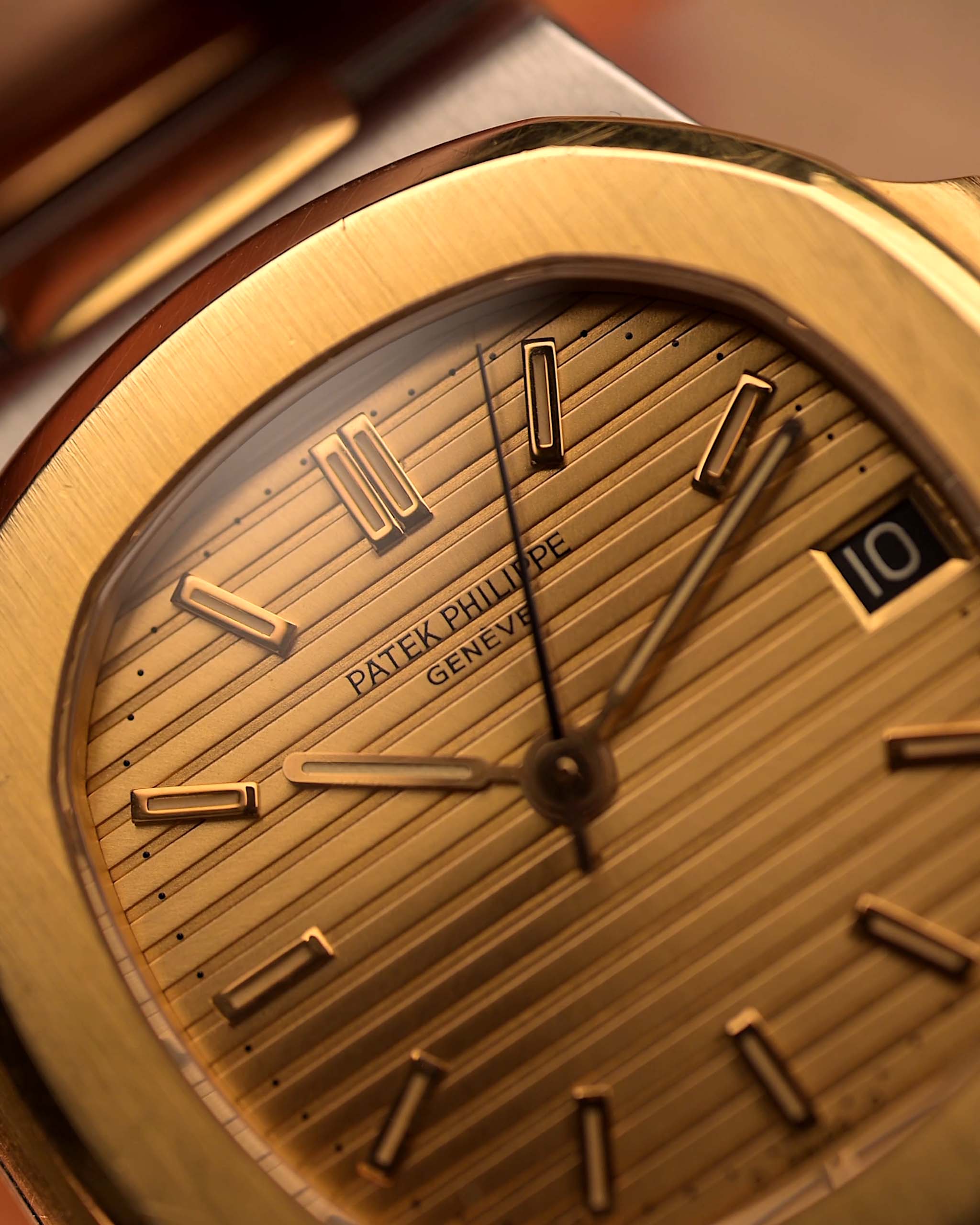 Royal Golf Shield Classic Premium Look Gold Wood G69s Only available Here