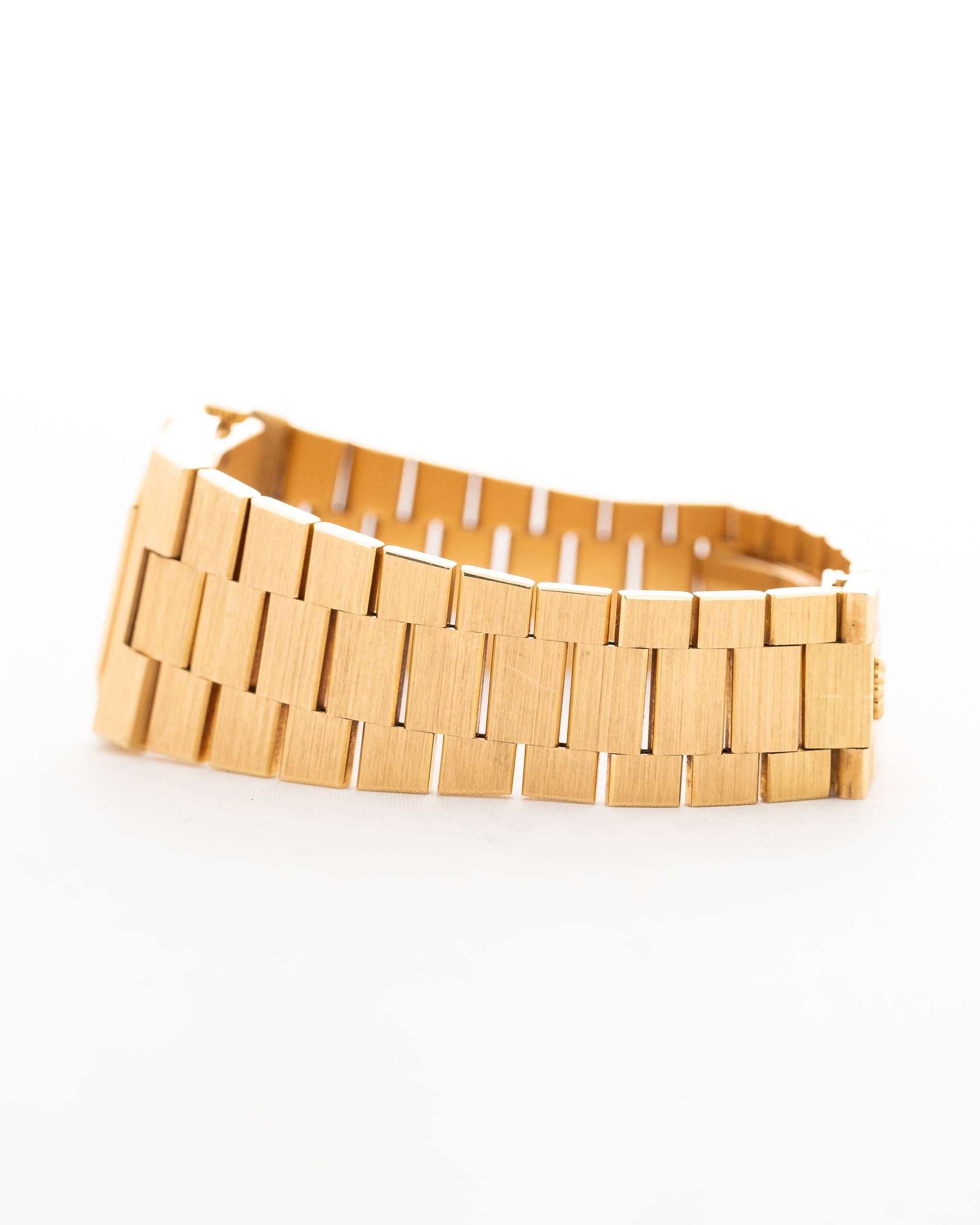 Royal Graceful Charm G779s Wood Dial Only Available Here In India 🇮🇳 (7-A Quality)