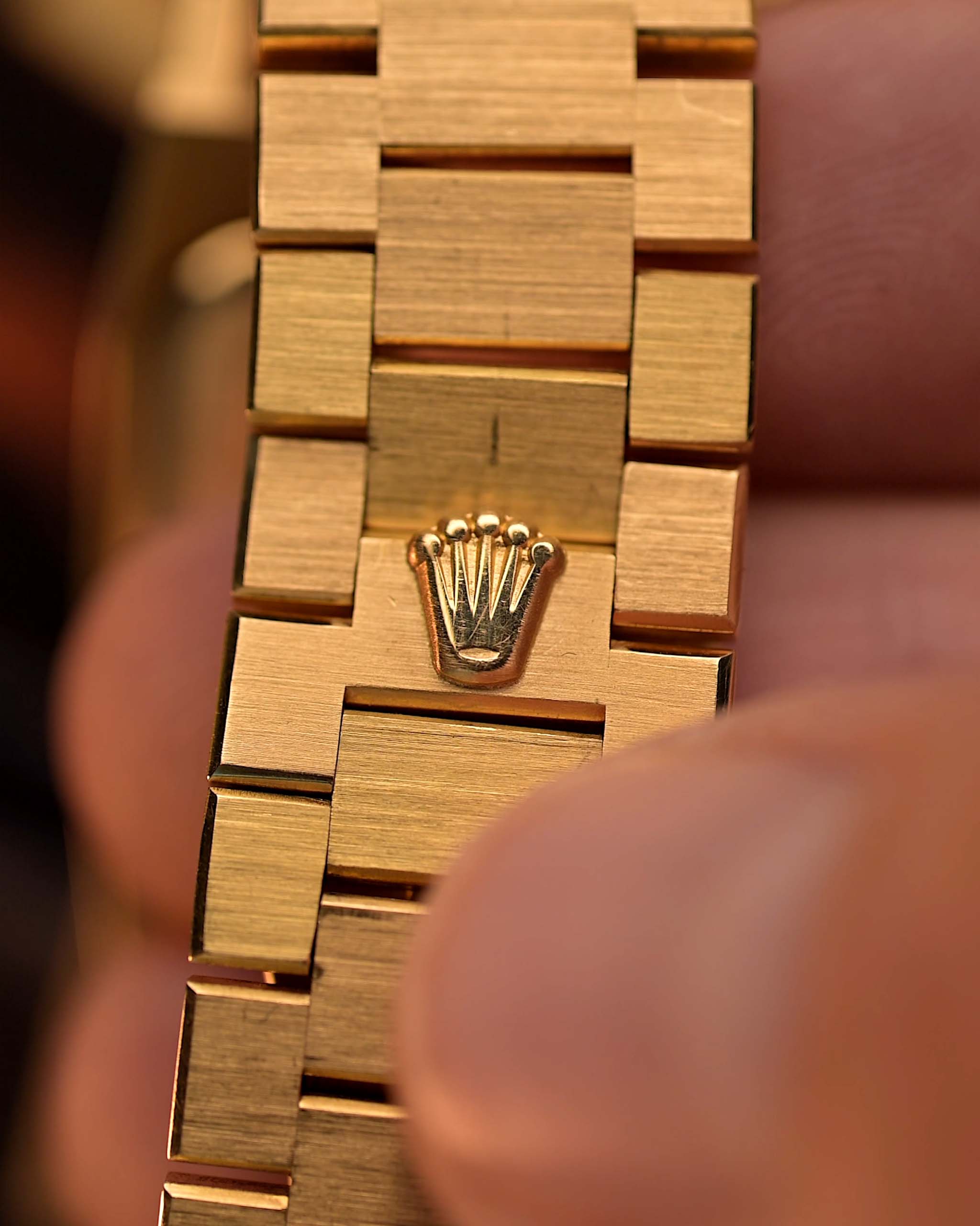 Royal Graceful Charm G779s Wood Dial Only Available Here In India 🇮🇳 (7-A Quality)