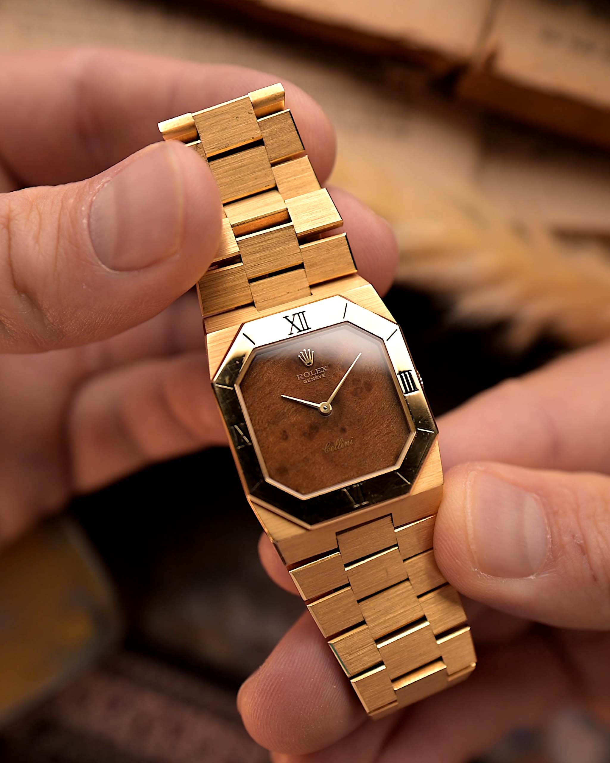 Royal Graceful Charm G779s Wood Dial Only Available Here In India 🇮🇳 (7-A Quality)